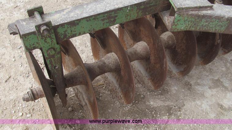 image for item G5647 John Deere 12' tandem disk plow