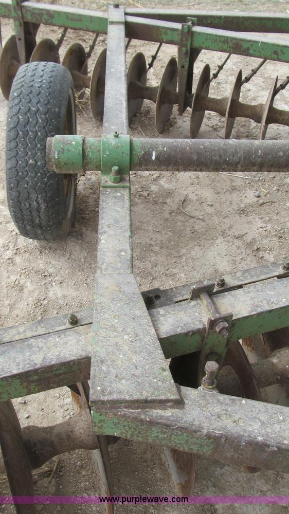 image for item G5647 John Deere 12' tandem disk plow