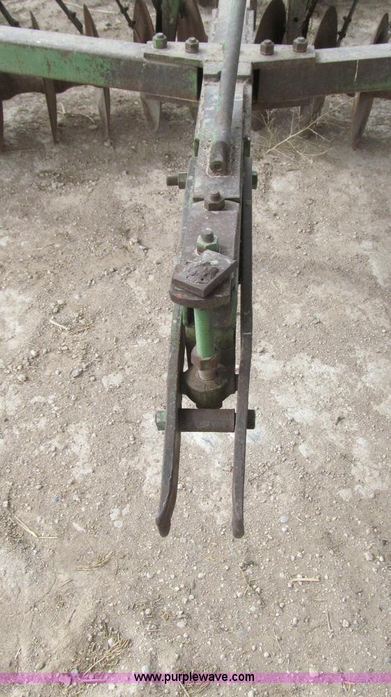 image for item G5647 John Deere 12' tandem disk plow