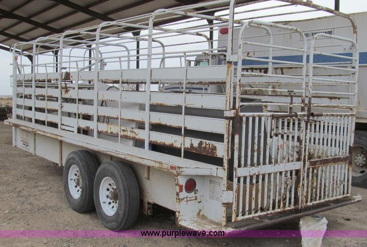 image for item G5650 1994 S&H Cattleman 20' x 6' gooseneck stock trailer