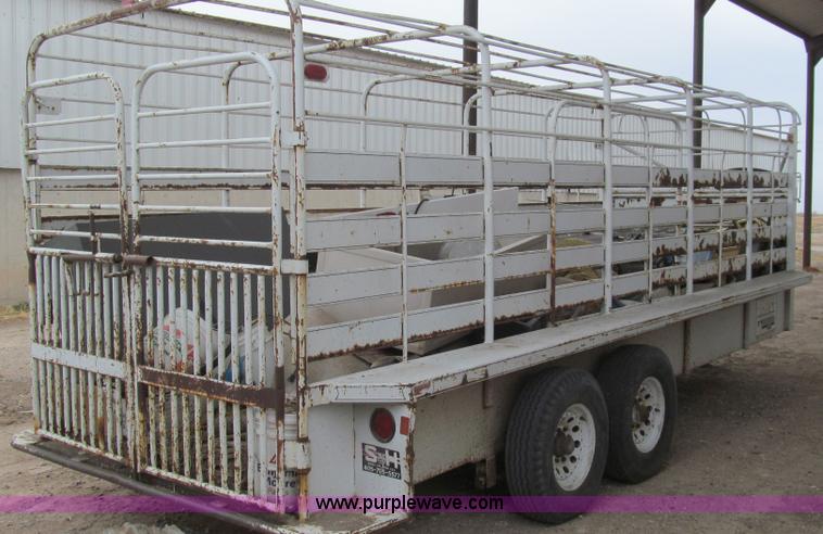 image for item G5650 1994 S&H Cattleman 20' x 6' gooseneck stock trailer
