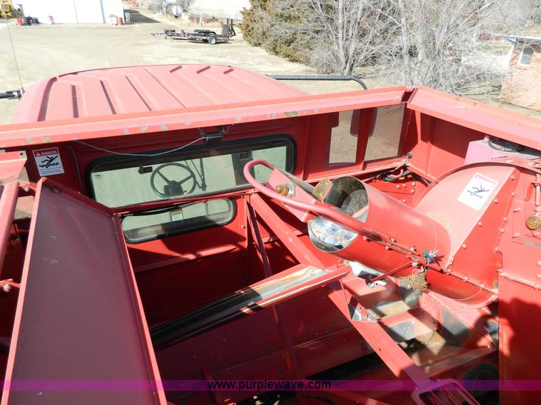 image for item G7615 1998 Case IH 2388 Axial-Flow  combine