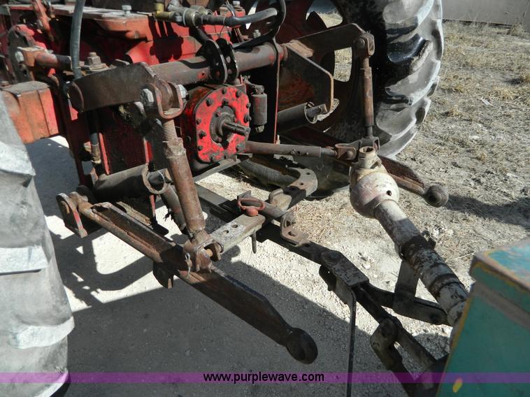 image for item S9232 1955 Farmall 400 row crop tractor