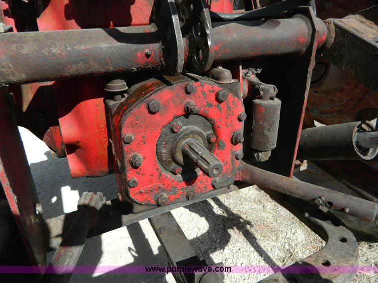 image for item S9232 1955 Farmall 400 row crop tractor