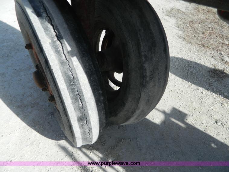 image for item S9232 1955 Farmall 400 row crop tractor