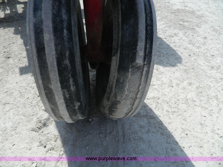 image for item S9232 1955 Farmall 400 row crop tractor