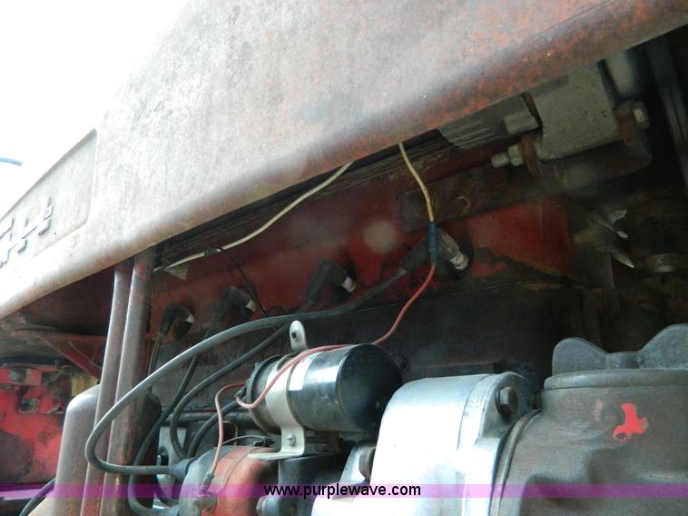 image for item S9232 1955 Farmall 400 row crop tractor