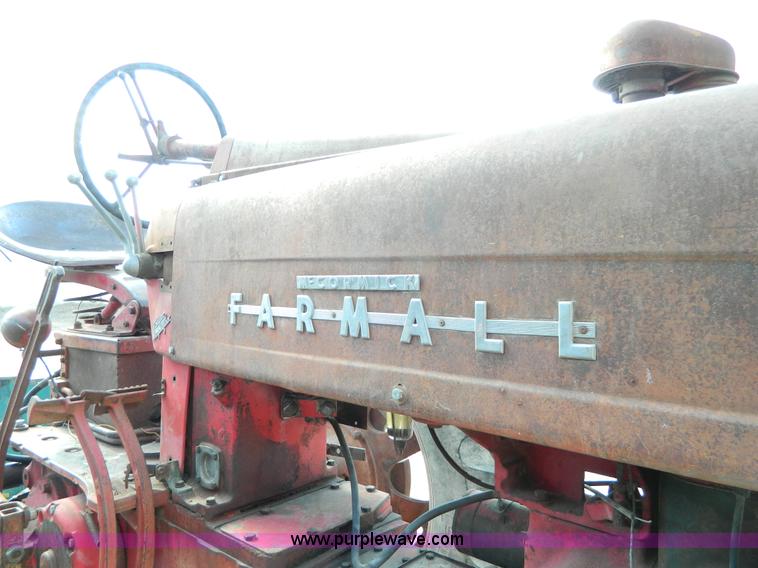image for item S9232 1955 Farmall 400 row crop tractor