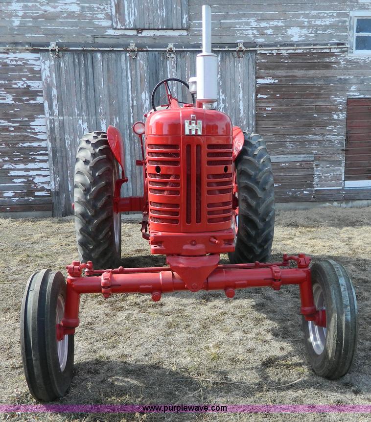 image for item S9234 1956 Farmall 400 tractor