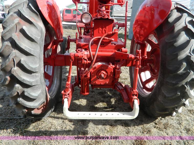 image for item S9234 1956 Farmall 400 tractor