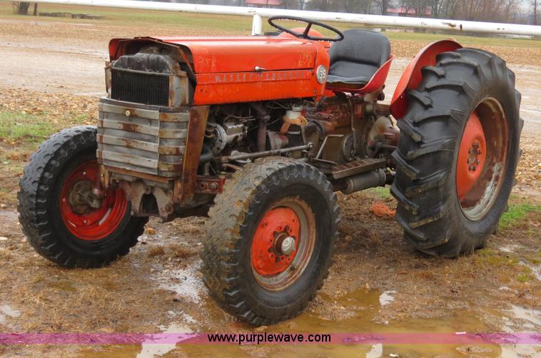 image for item S9541 1969 Massey Fergusen 135 tractor