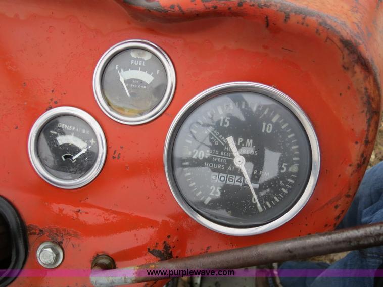 image for item S9541 1969 Massey Fergusen 135 tractor