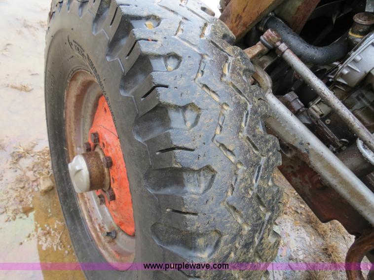 image for item S9541 1969 Massey Fergusen 135 tractor