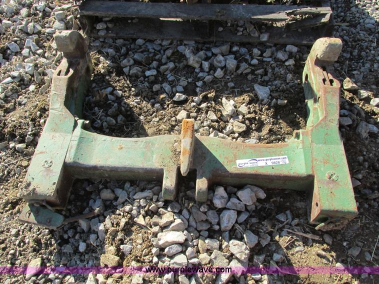 image for item X9828 John Deere three point quick hitch