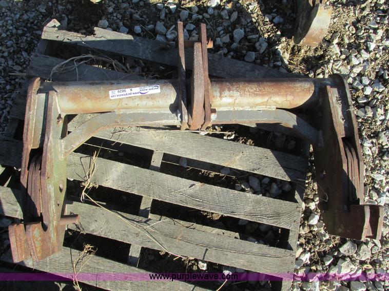 image for item X9829 Three point hitch