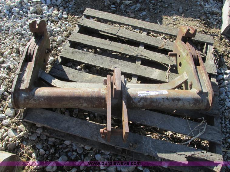 image for item X9829 Three point hitch