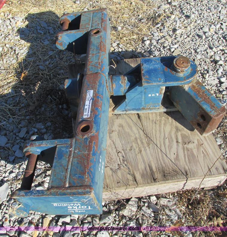 image for item X9833 Hitch for Kinze planter