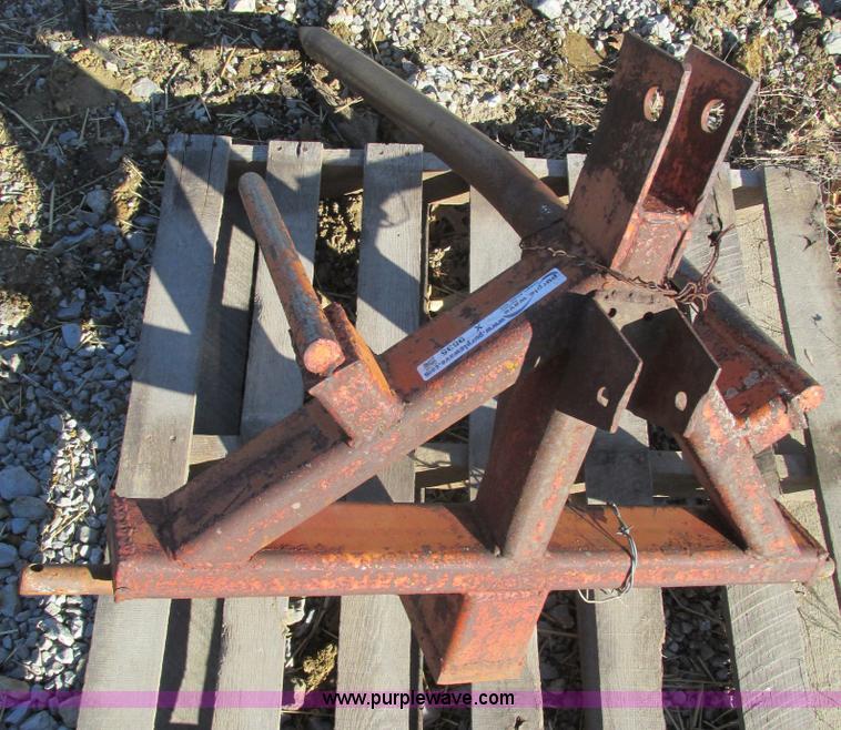 image for item X9835 Bale spike for three point hitch
