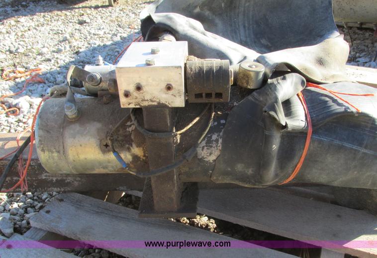 image for item X9840 Attachment for bale spike on pickup