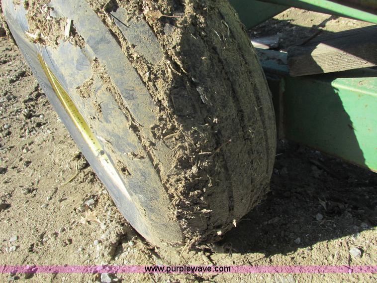 image for item X9867 John Deere Hay-Deal big square bale stack mover