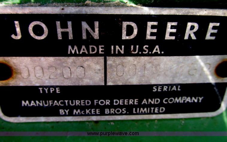 image for item X9867 John Deere Hay-Deal big square bale stack mover