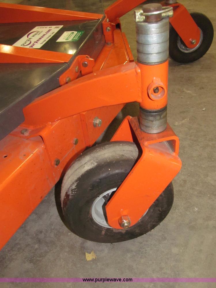 image for item B5357 2008 Husqvarna WH4817 commercial lawn mower