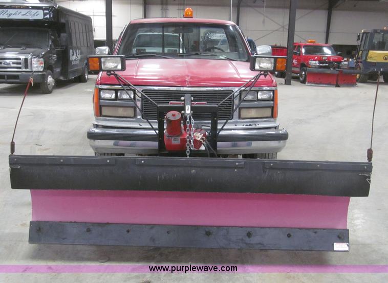 image for item B5360 1988 GMC Sierra K1500 pickup truck