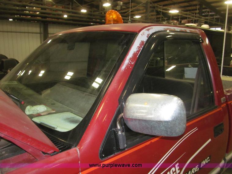 image for item B5360 1988 GMC Sierra K1500 pickup truck