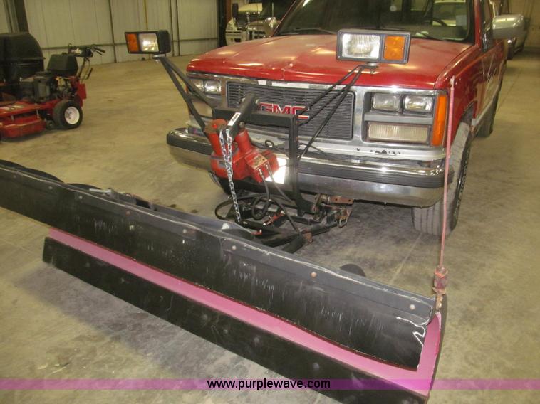 image for item B5360 1988 GMC Sierra K1500 pickup truck