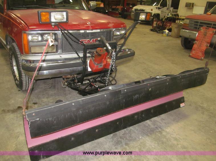 image for item B5360 1988 GMC Sierra K1500 pickup truck