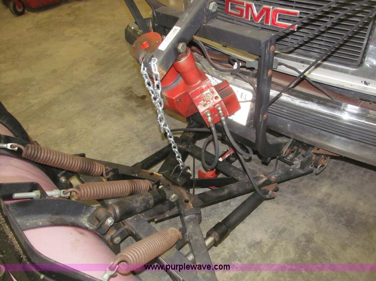 image for item B5360 1988 GMC Sierra K1500 pickup truck