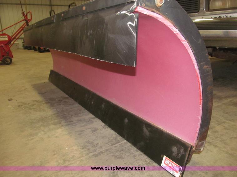 image for item B5360 1988 GMC Sierra K1500 pickup truck