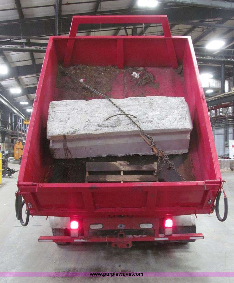 image for item B5361 2001 Chevrolet Silverado 3500 Extended Cab pickup truck