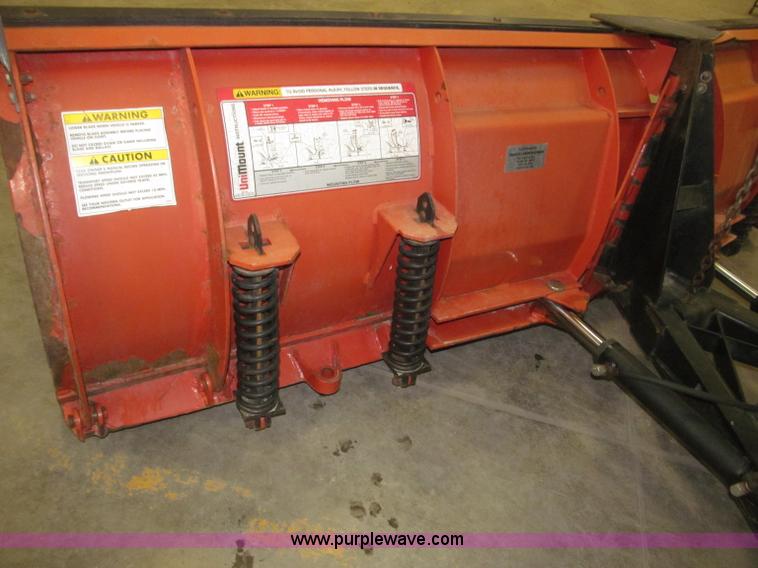image for item B5361 2001 Chevrolet Silverado 3500 Extended Cab pickup truck