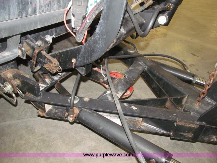 image for item B5361 2001 Chevrolet Silverado 3500 Extended Cab pickup truck