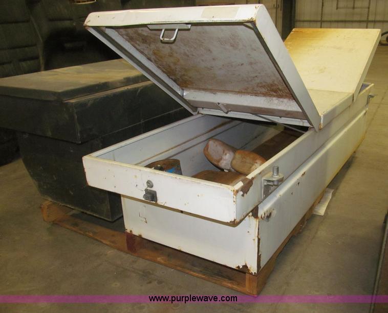 image for item B5363 Two pickup toolboxes and one fuel tank combo
