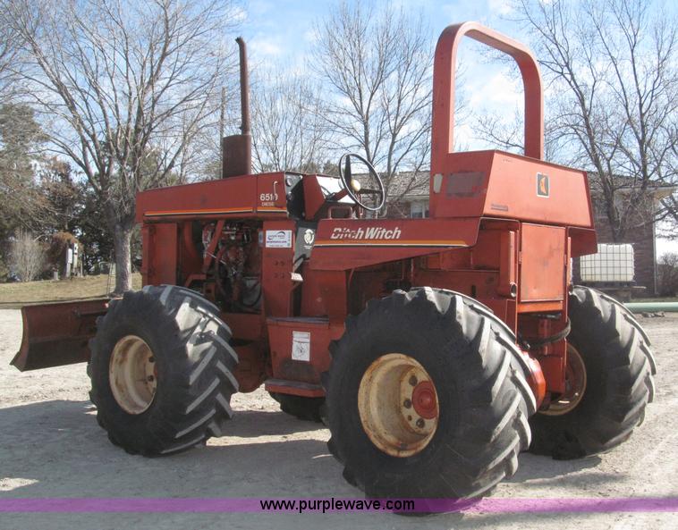 image for item B5373 Ditch Witch 6510 RO trencher