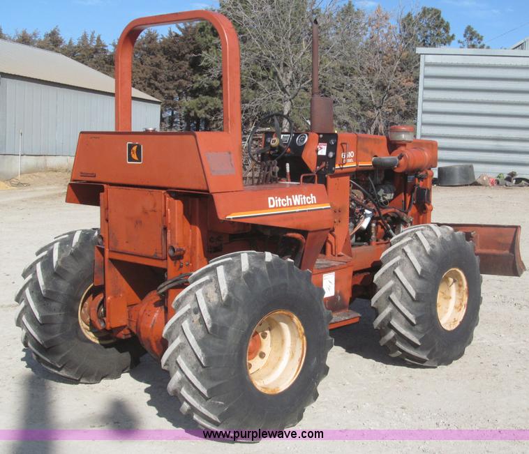 image for item B5373 Ditch Witch 6510 RO trencher
