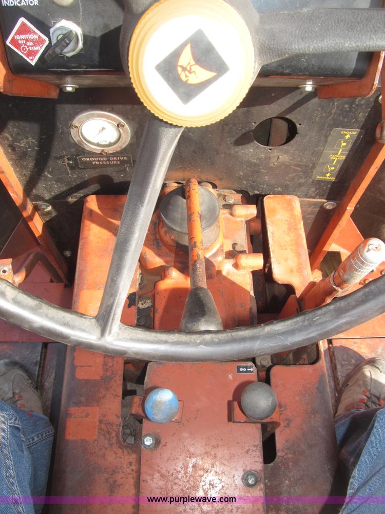 image for item B5373 Ditch Witch 6510 RO trencher