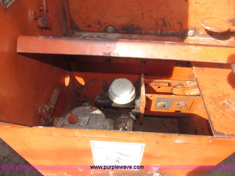image for item B5373 Ditch Witch 6510 RO trencher