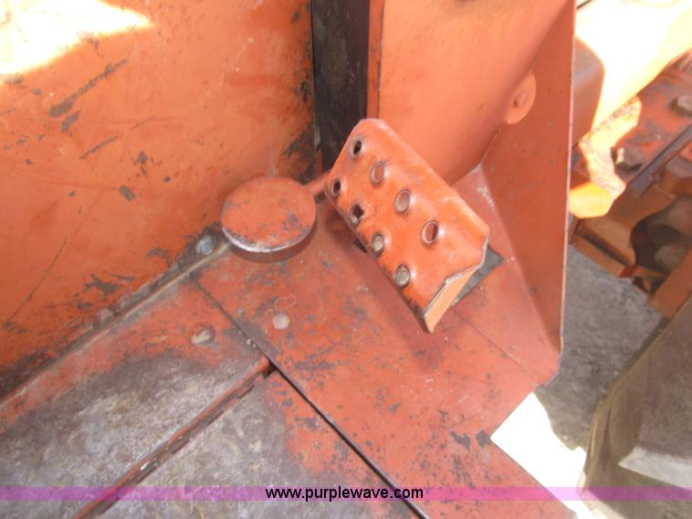 image for item B5373 Ditch Witch 6510 RO trencher