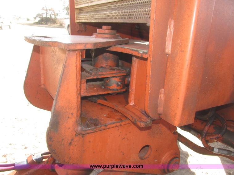 image for item B5373 Ditch Witch 6510 RO trencher