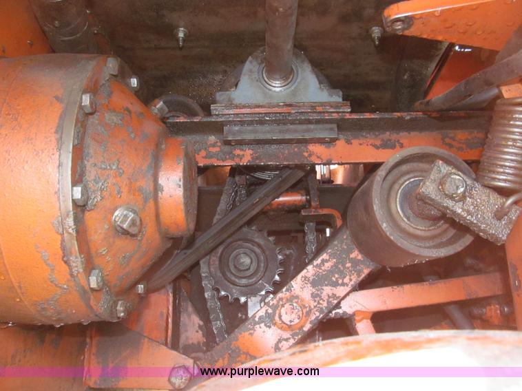 image for item B5373 Ditch Witch 6510 RO trencher