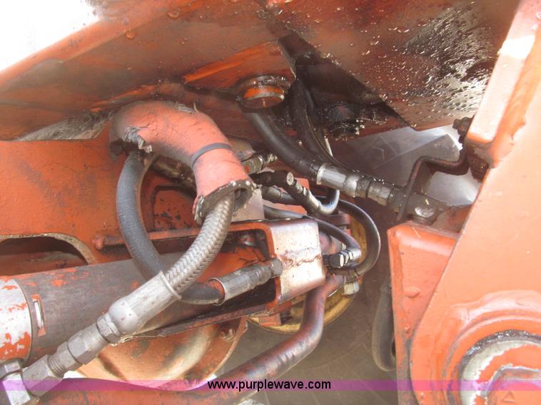 image for item B5373 Ditch Witch 6510 RO trencher