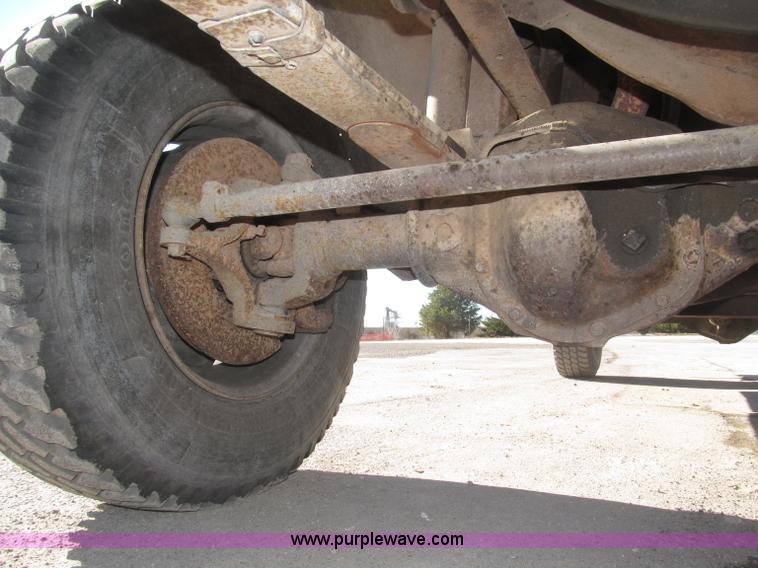 image for item B5375 1977 Dodge W250/M8880 pickup truck