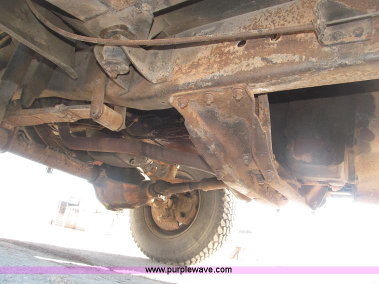 image for item B5375 1977 Dodge W250/M8880 pickup truck