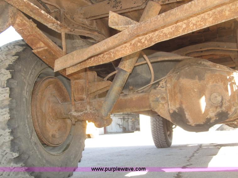 image for item B5375 1977 Dodge W250/M8880 pickup truck