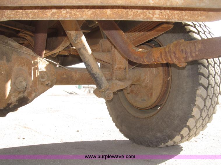 image for item B5375 1977 Dodge W250/M8880 pickup truck