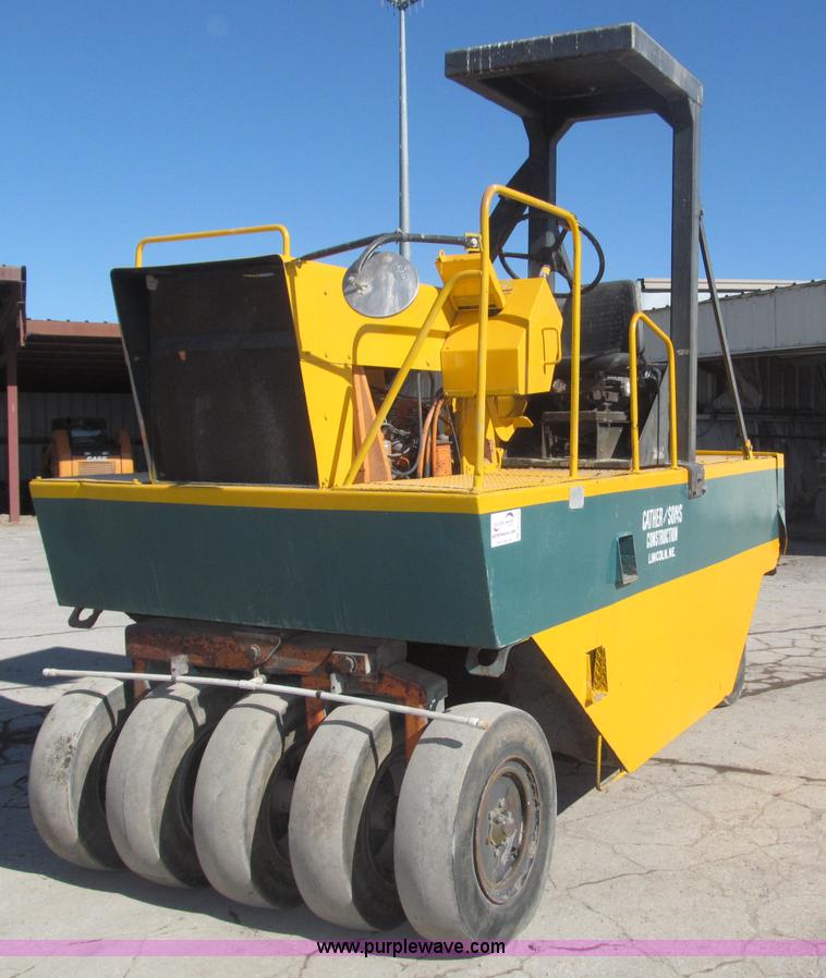 image for item B5376 1986 Bros SP pneumatic roller