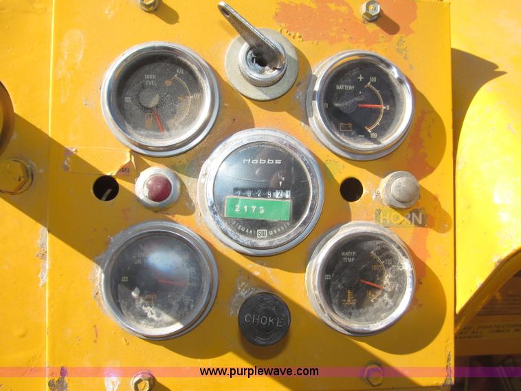 image for item B5376 1986 Bros SP pneumatic roller